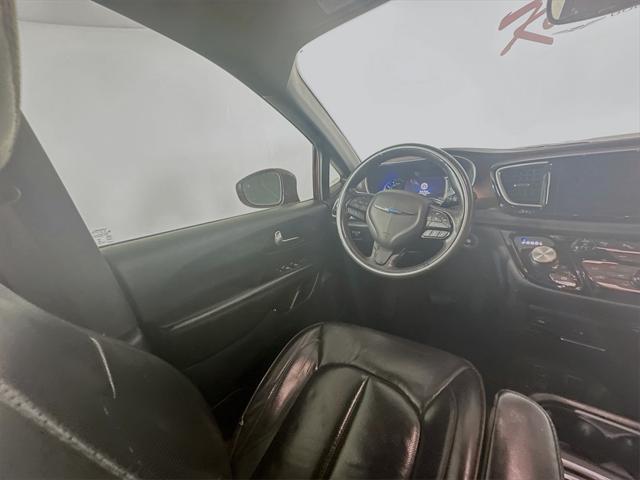used 2020 Chrysler Pacifica Hybrid car, priced at $20,935