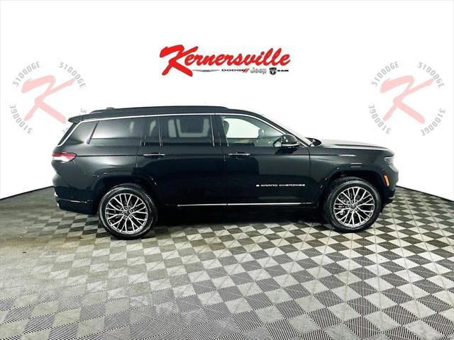 new 2025 Jeep Grand Cherokee L car, priced at $61,239