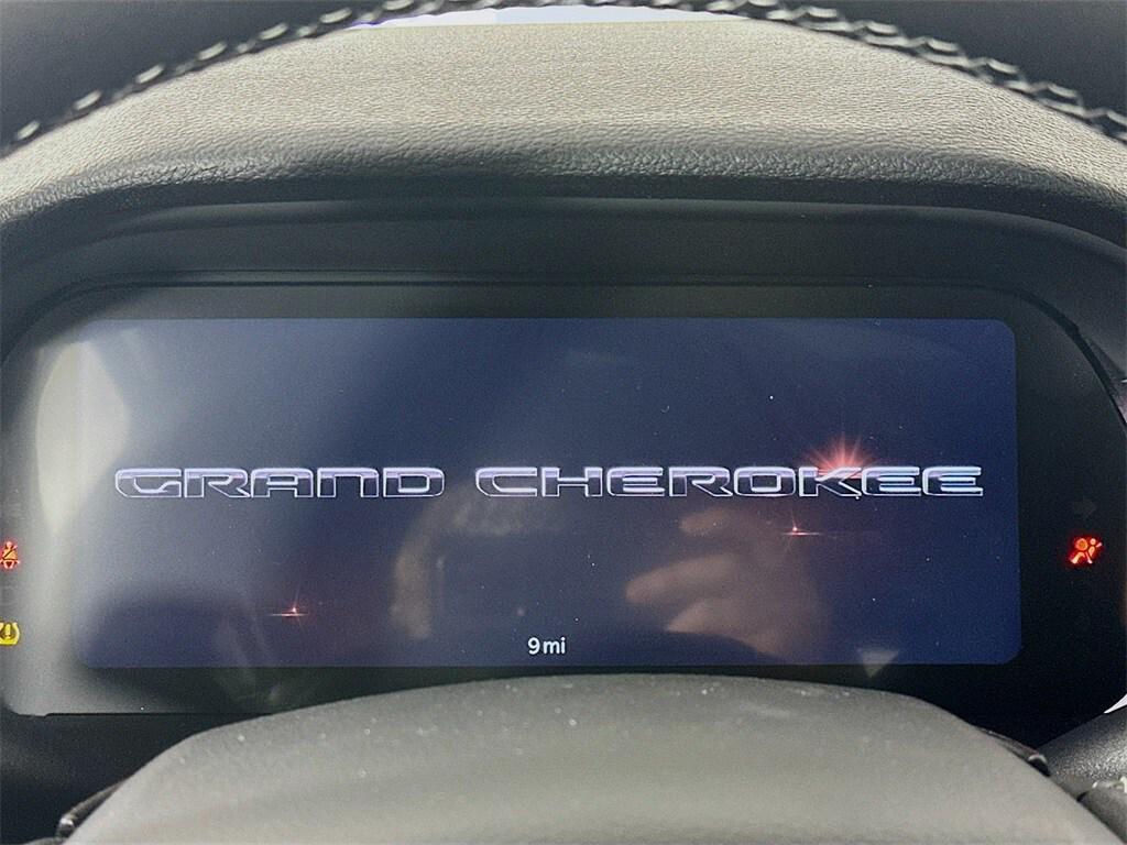 new 2025 Jeep Grand Cherokee car, priced at $40,591