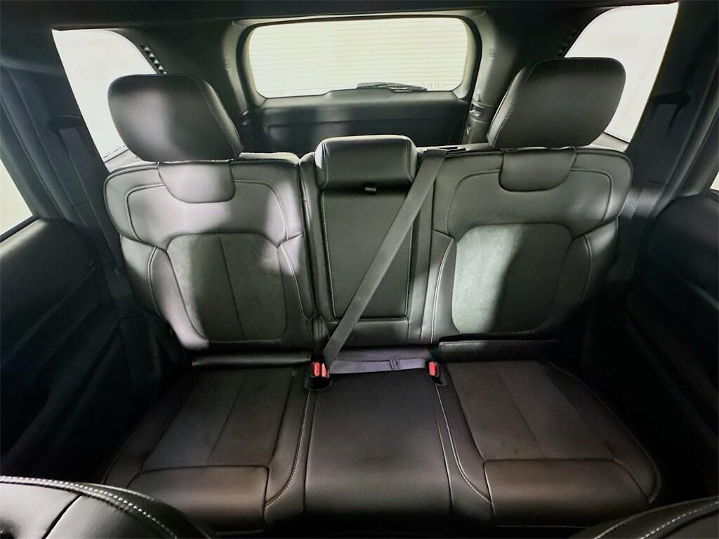 new 2025 Jeep Grand Cherokee car, priced at $40,591