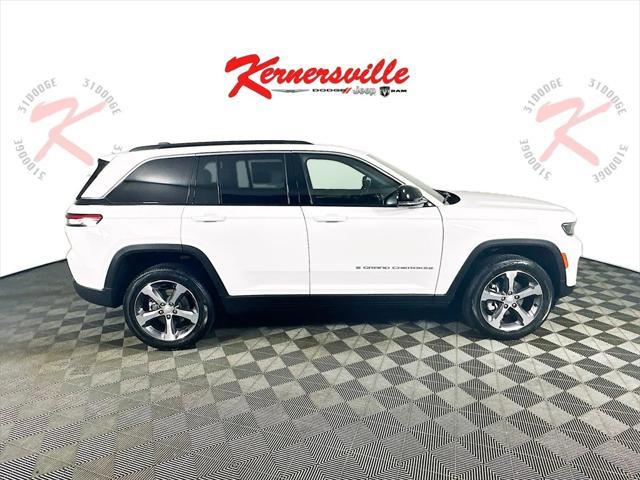 new 2025 Jeep Grand Cherokee car, priced at $45,261