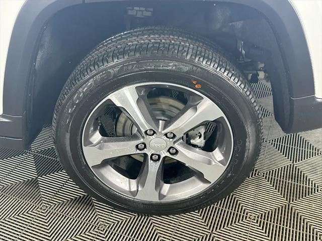 new 2025 Jeep Grand Cherokee car, priced at $45,261