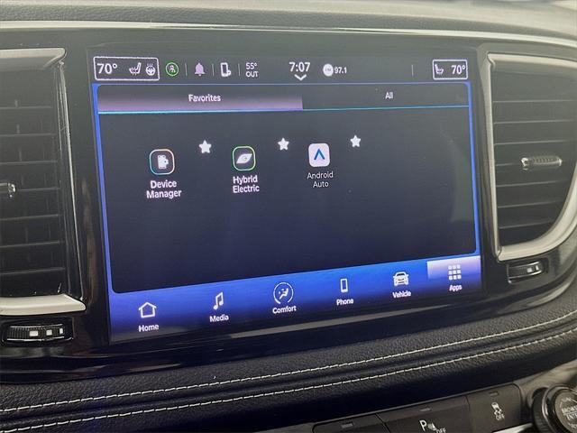 used 2023 Chrysler Pacifica Hybrid car, priced at $23,835