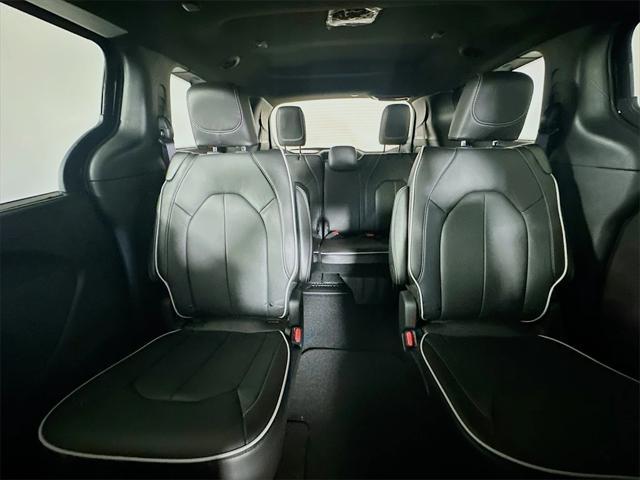 new 2025 Chrysler Pacifica car, priced at $54,473