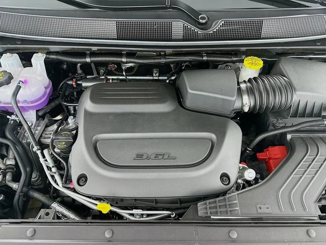 new 2025 Chrysler Pacifica car, priced at $54,473