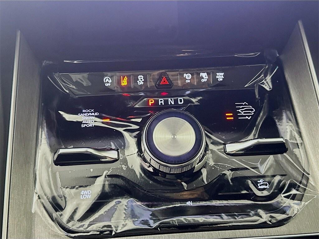 new 2025 Jeep Wagoneer car, priced at $70,165