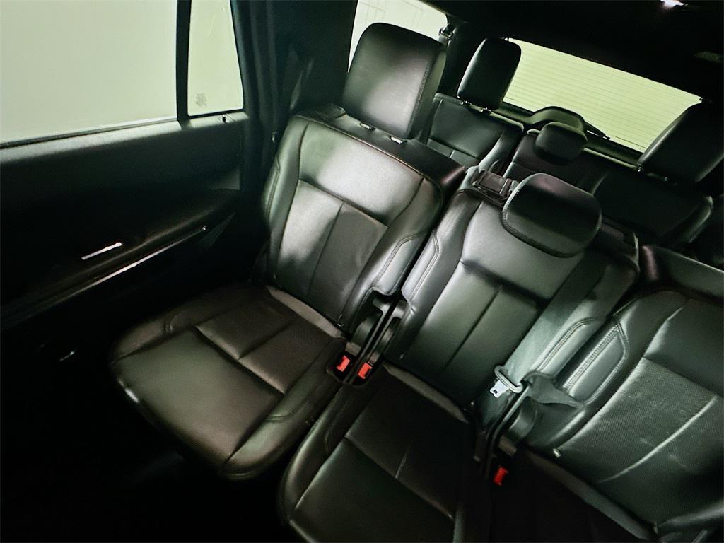 used 2020 Ford Expedition Max car, priced at $25,235