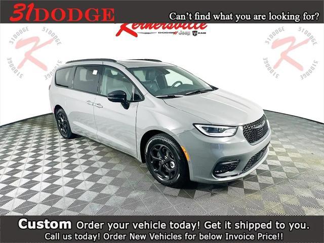 new 2025 Chrysler Pacifica Hybrid car, priced at $53,148