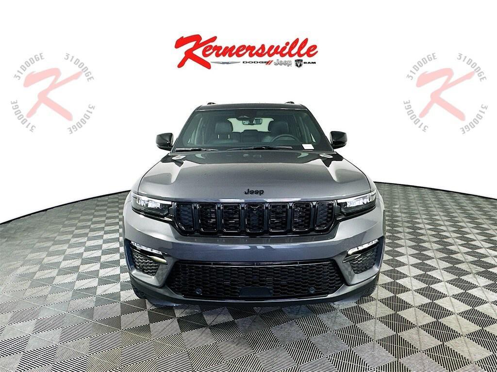 new 2025 Jeep Grand Cherokee car, priced at $47,017