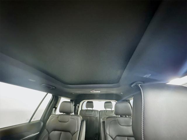 new 2025 Jeep Grand Cherokee L car, priced at $45,984