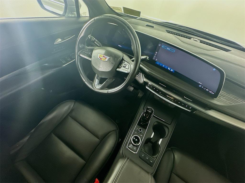 used 2024 Cadillac XT4 car, priced at $27,635