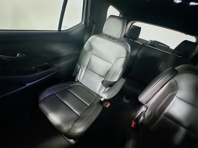 used 2022 Chevrolet Traverse car, priced at $25,585