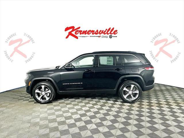 new 2025 Jeep Grand Cherokee car, priced at $45,979