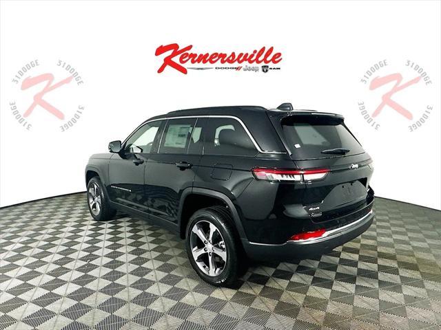 new 2025 Jeep Grand Cherokee car, priced at $45,779
