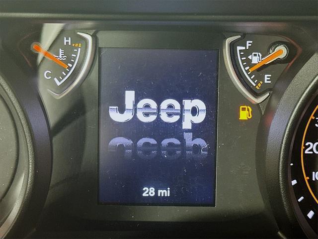 new 2025 Jeep Gladiator car, priced at $40,115