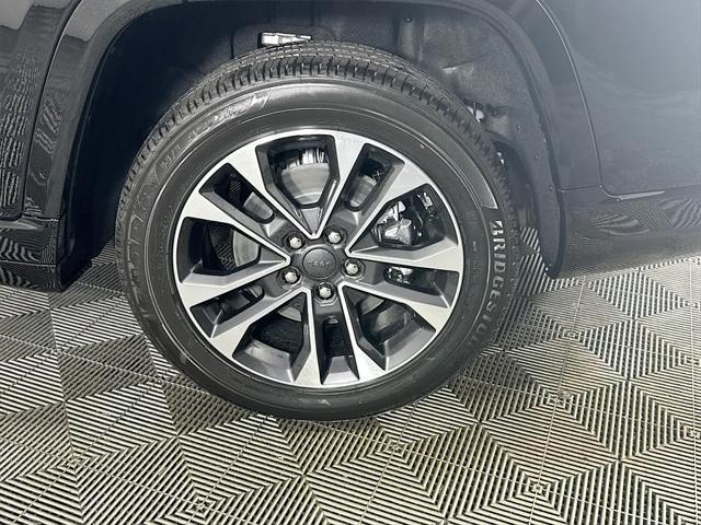 new 2025 Jeep Grand Cherokee L car, priced at $58,630