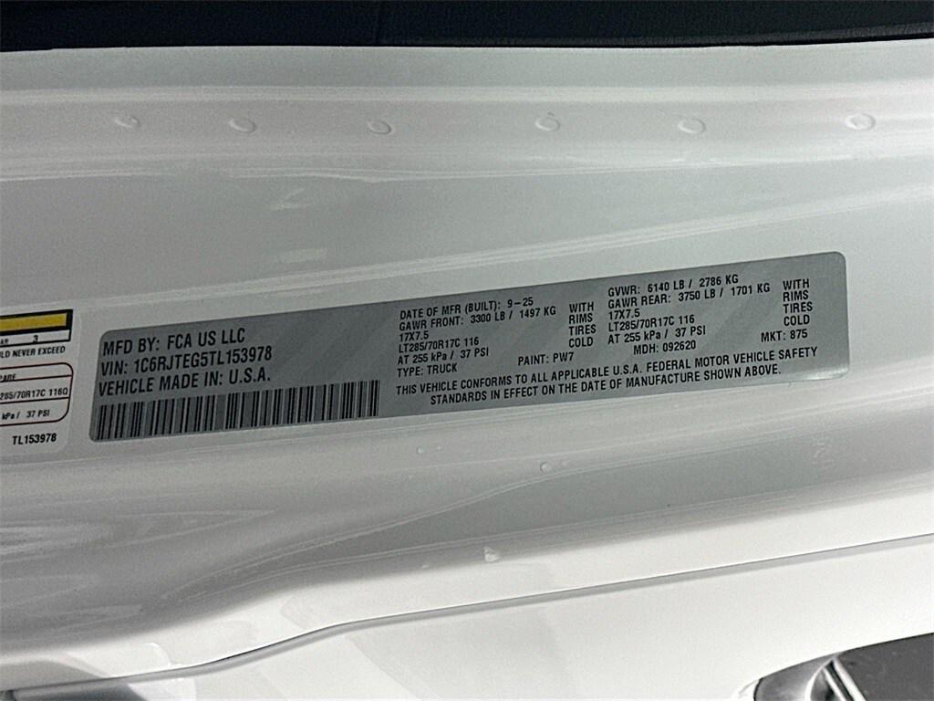 new 2026 Jeep Gladiator car, priced at $65,385