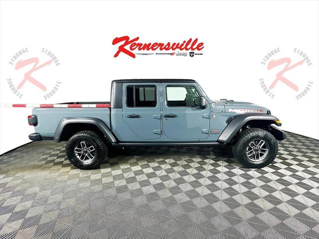 new 2025 Jeep Gladiator car, priced at $51,383