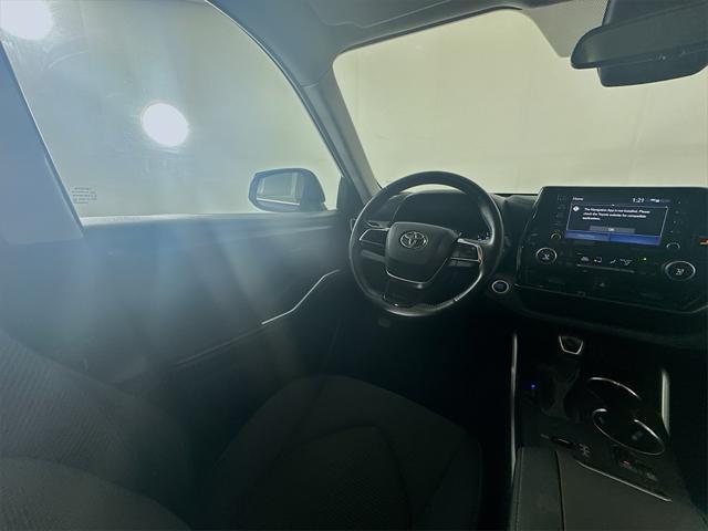 used 2021 Toyota Highlander car, priced at $26,835