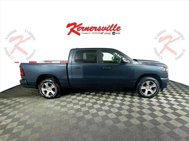 new 2025 Ram 1500 car, priced at $42,567