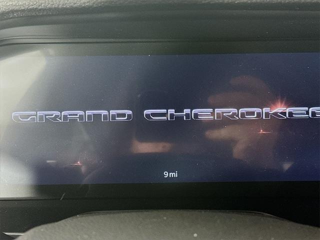 new 2025 Jeep Grand Cherokee car, priced at $43,653