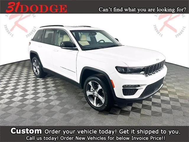 new 2025 Jeep Grand Cherokee car, priced at $43,653