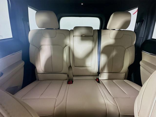 new 2025 Jeep Grand Cherokee car, priced at $43,653