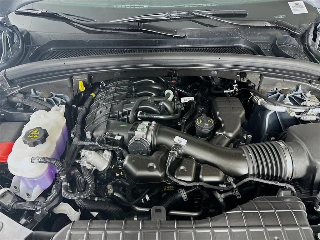 new 2025 Jeep Grand Cherokee L car, priced at $40,685