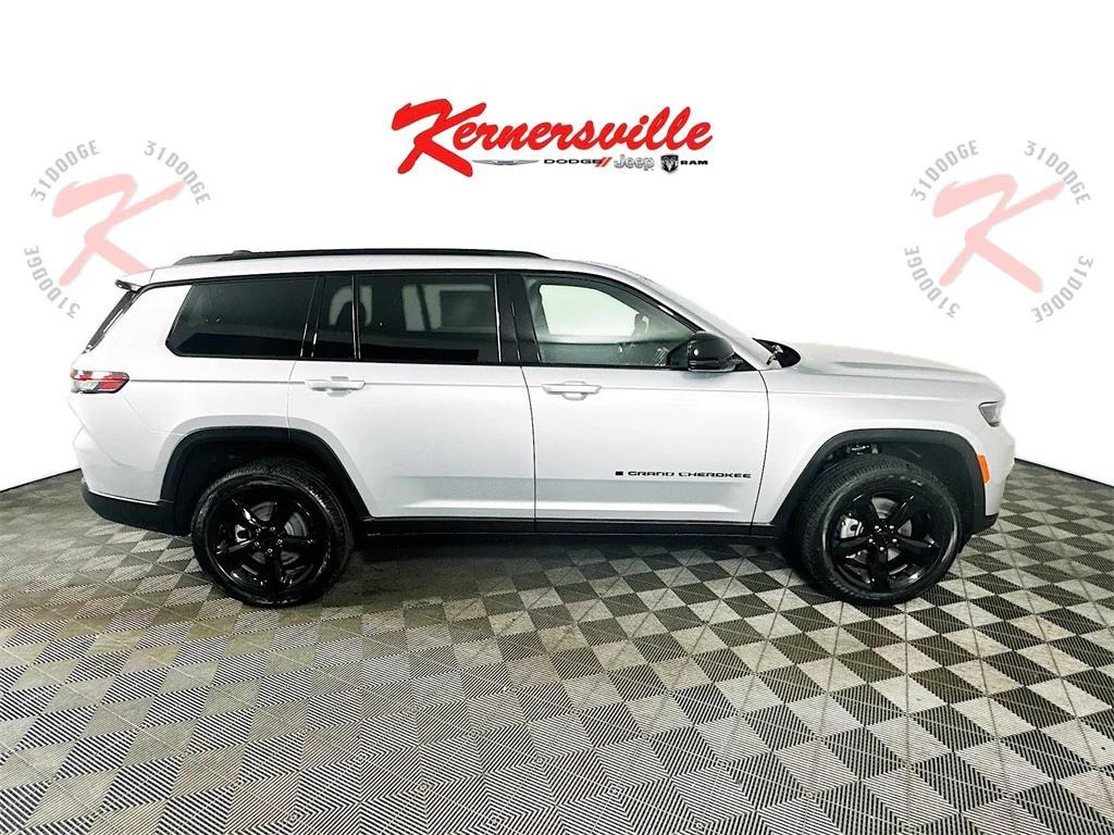 new 2025 Jeep Grand Cherokee L car, priced at $40,685