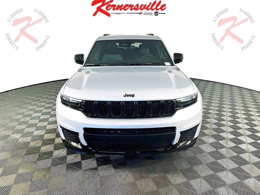 new 2025 Jeep Grand Cherokee L car, priced at $40,685