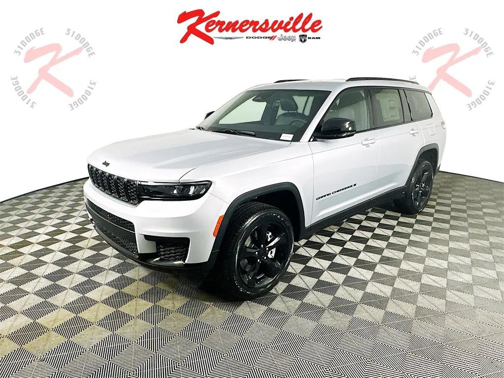 new 2025 Jeep Grand Cherokee L car, priced at $40,685