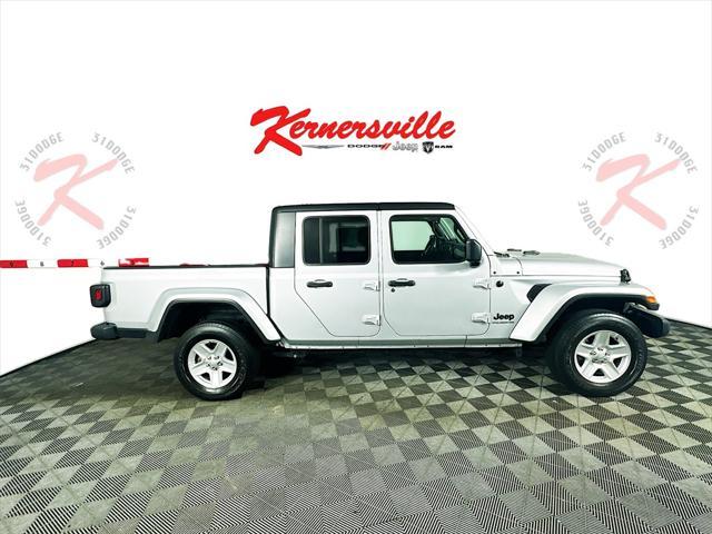 used 2023 Jeep Gladiator car, priced at $28,835