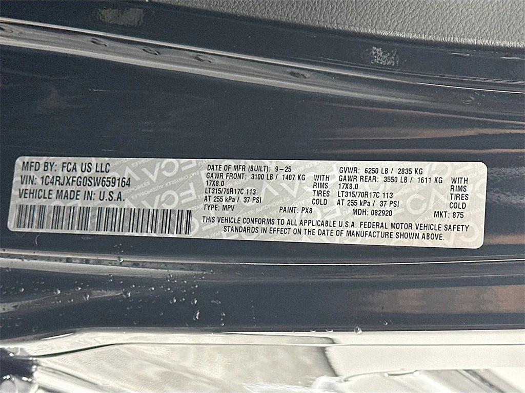 new 2025 Jeep Wrangler car, priced at $67,165
