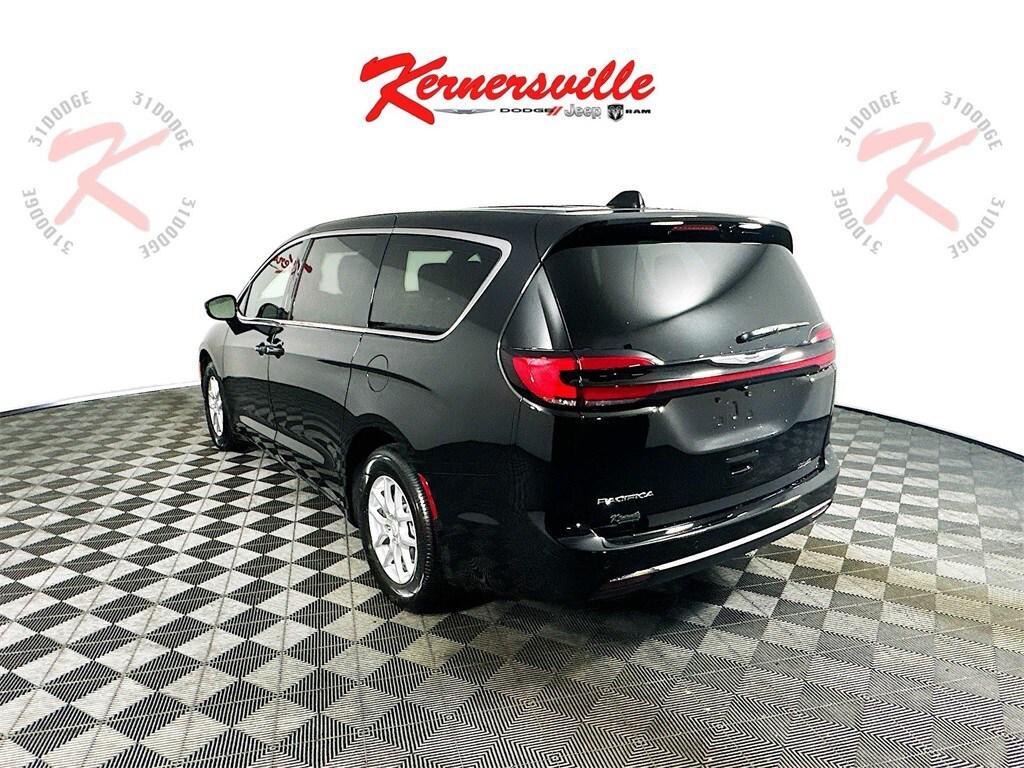 new 2026 Chrysler Pacifica car, priced at $41,083