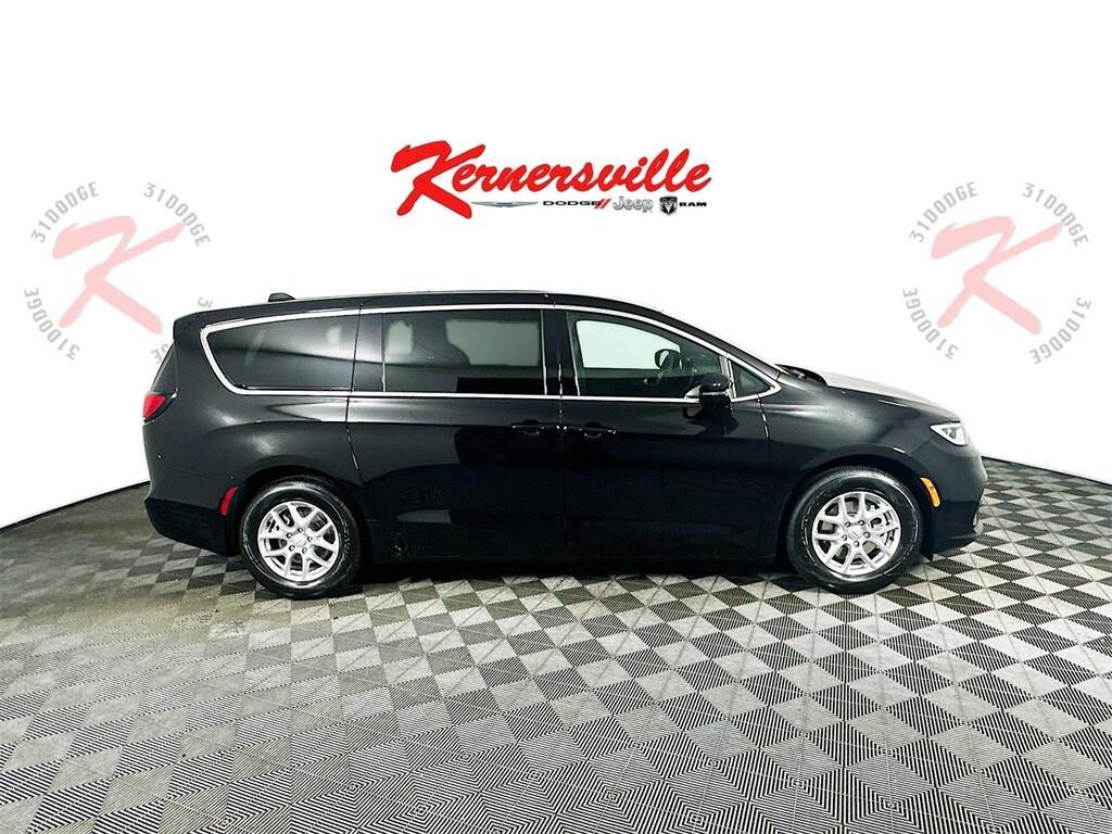 new 2026 Chrysler Pacifica car, priced at $41,083