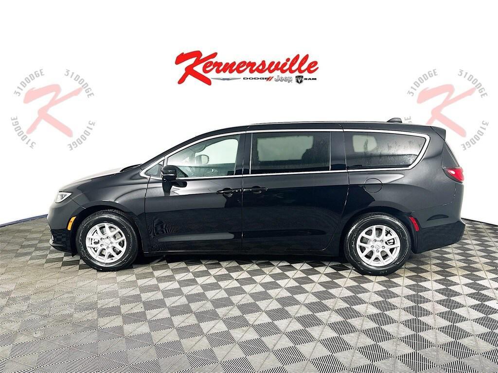 new 2026 Chrysler Pacifica car, priced at $41,083