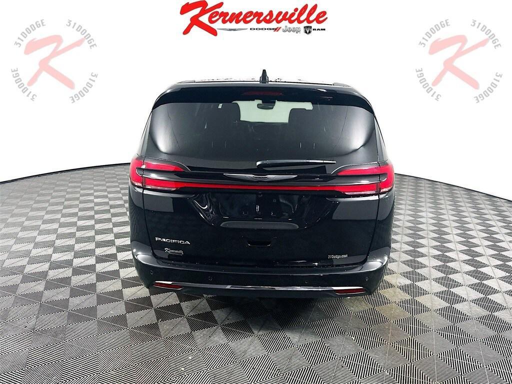 new 2026 Chrysler Pacifica car, priced at $41,083