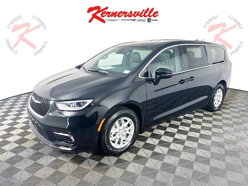 new 2026 Chrysler Pacifica car, priced at $41,083