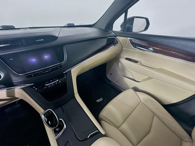 used 2019 Cadillac XT5 car, priced at $20,435