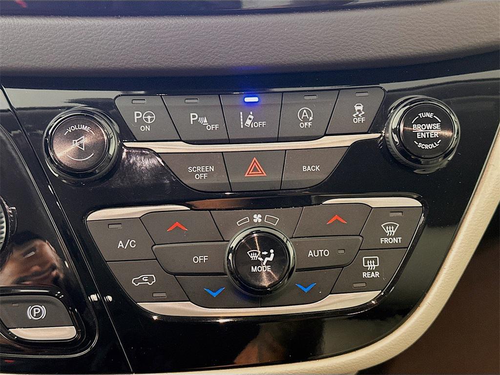 used 2017 Chrysler Pacifica car, priced at $14,385