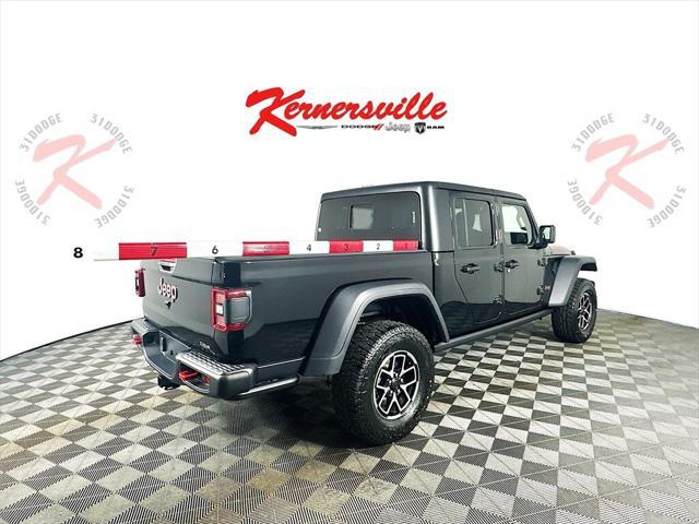 new 2025 Jeep Gladiator car, priced at $50,171