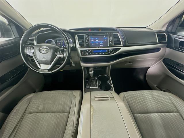 used 2018 Toyota Highlander car, priced at $13,985