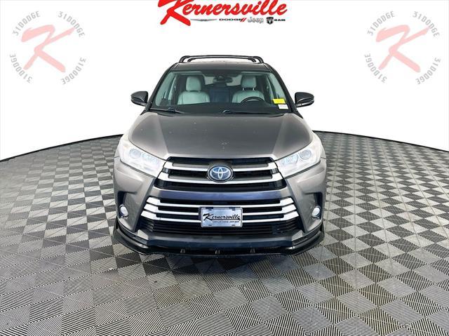 used 2018 Toyota Highlander car, priced at $13,985