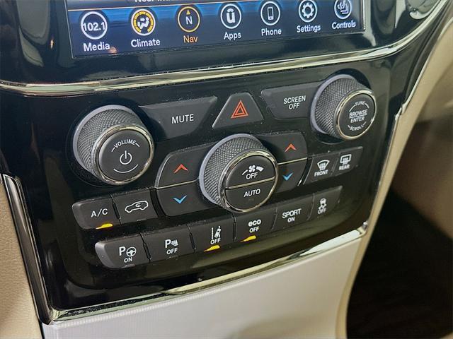 used 2020 Jeep Grand Cherokee car, priced at $29,935