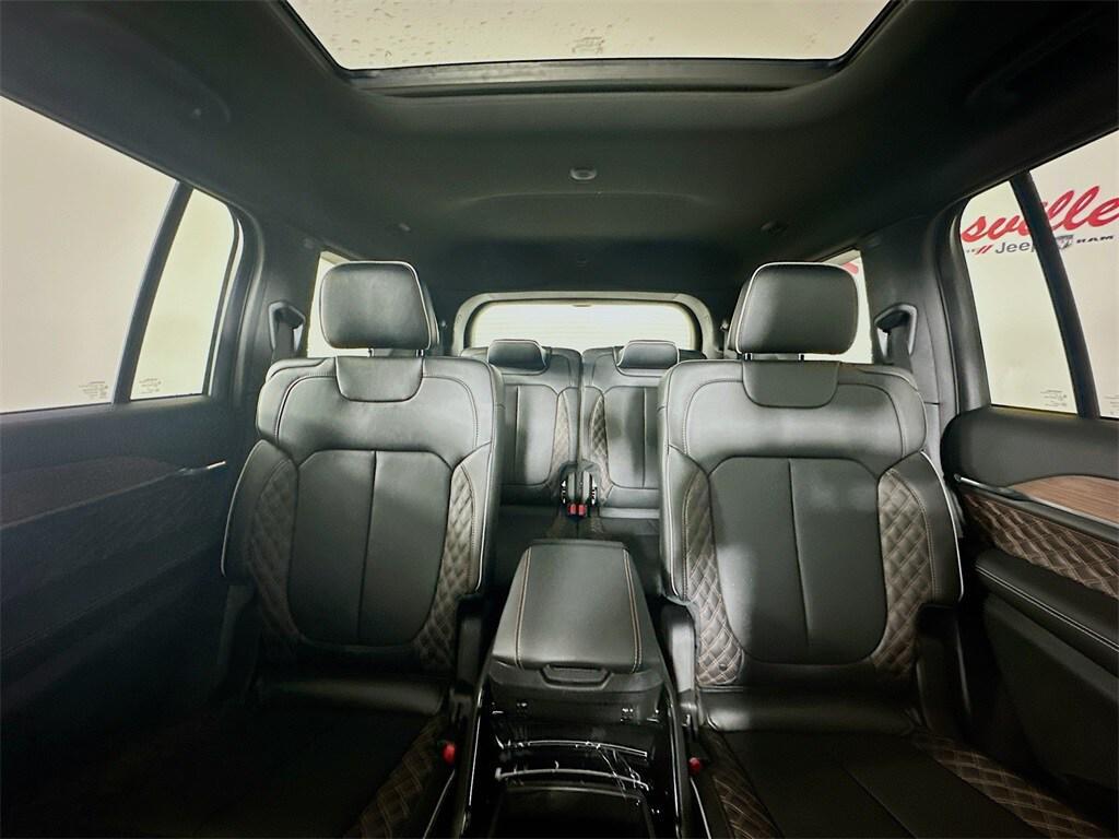 new 2025 Jeep Grand Cherokee L car, priced at $57,891