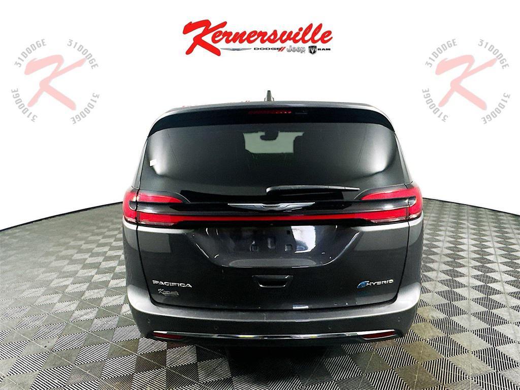 used 2022 Chrysler Pacifica Hybrid car, priced at $20,235