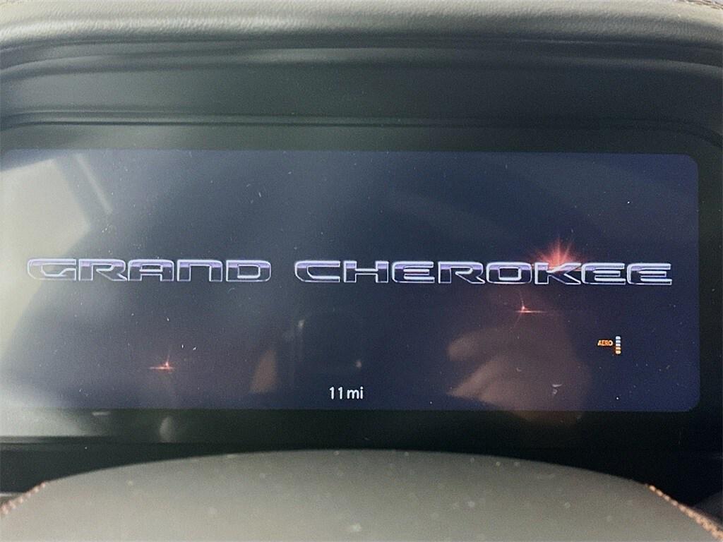 new 2025 Jeep Grand Cherokee car, priced at $67,900