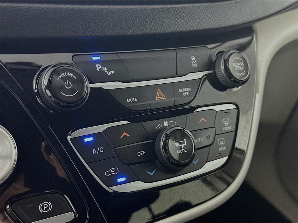 used 2018 Chrysler Pacifica Hybrid car, priced at $17,685