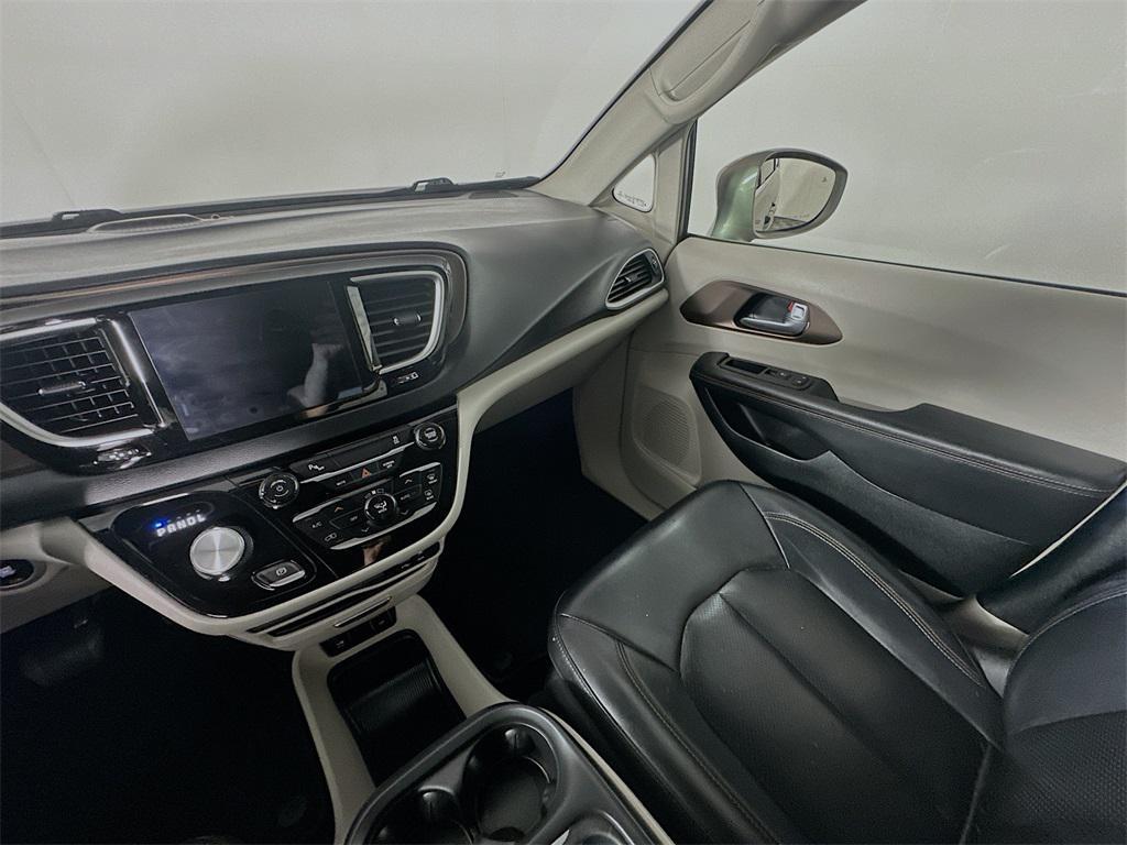 used 2018 Chrysler Pacifica Hybrid car, priced at $17,685
