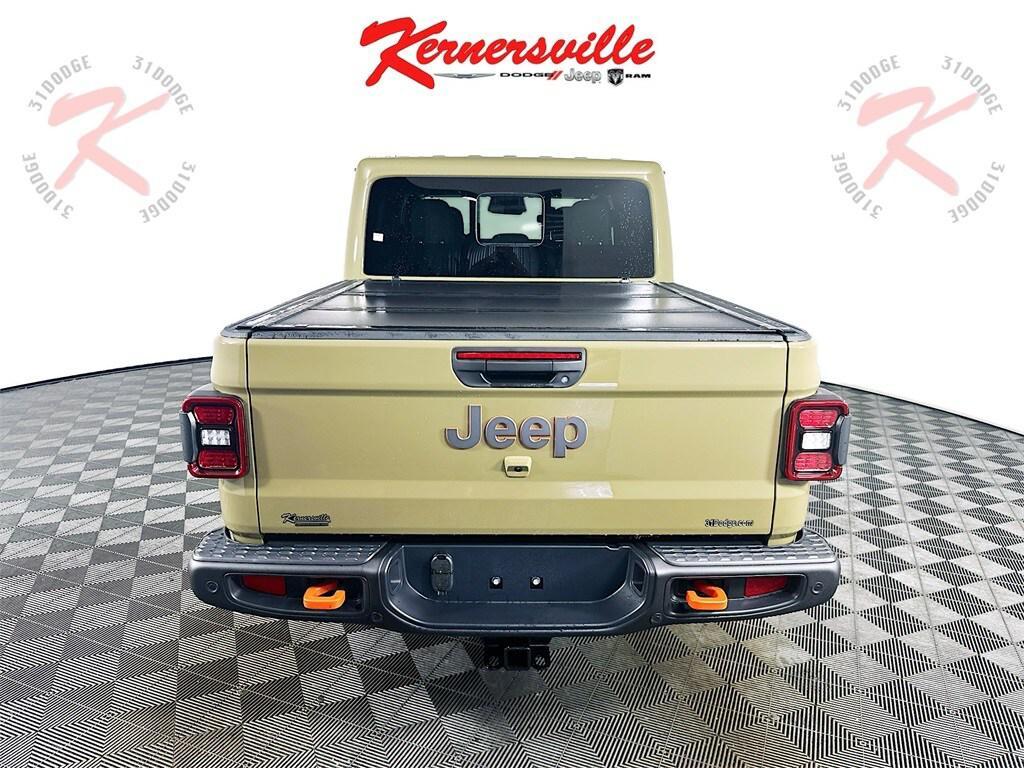 new 2026 Jeep Gladiator car, priced at $65,980